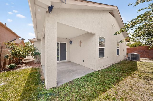 10631 Big Springs Street SW, Albuquerque, NM 87121