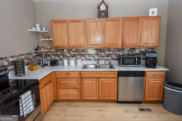 109 C Street SE, Thomaston, GA 30286