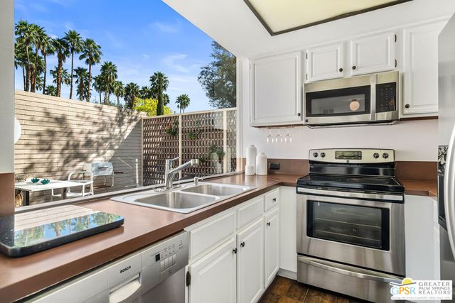 360 Cabrillo Road 218, Palm Springs, CA 92262