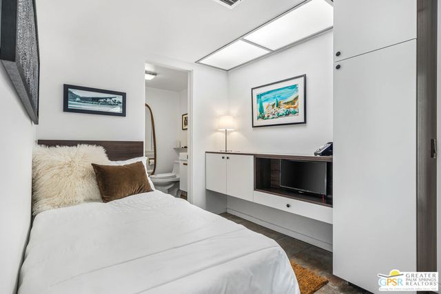 360 Cabrillo Road 218, Palm Springs, CA 92262