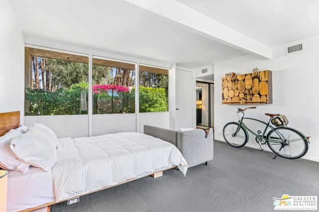 360 Cabrillo Road 218, Palm Springs, CA 92262