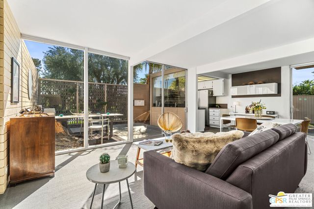 360 Cabrillo Road 218, Palm Springs, CA 92262