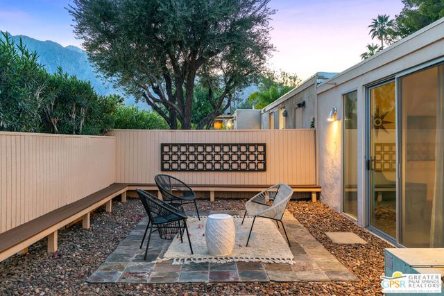 360 Cabrillo Road 218, Palm Springs, CA 92262