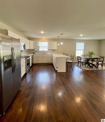 1783 Radio Road, Almo, KY 42020