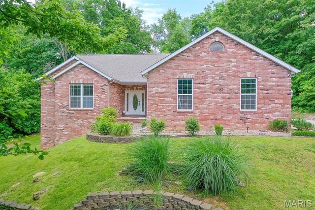 6915 Gebhart Lane, Edwardsville, IL 62025