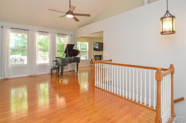 6915 Gebhart Lane, Edwardsville, IL 62025