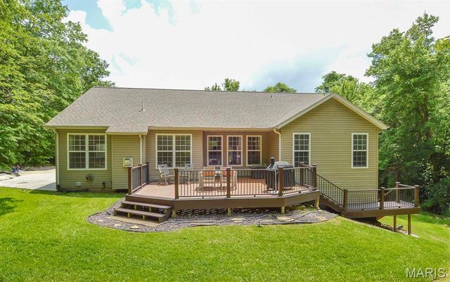 6915 Gebhart Lane, Edwardsville, IL 62025