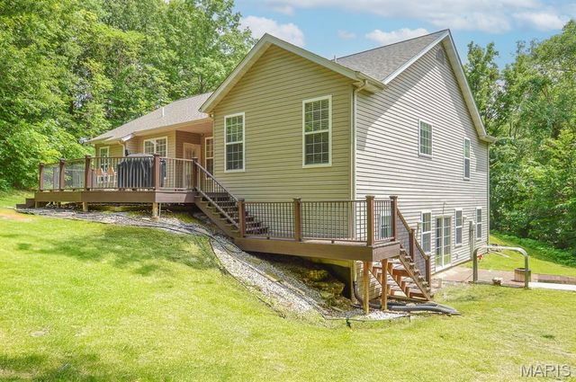 6915 Gebhart Lane, Edwardsville, IL 62025