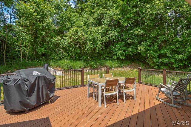 6915 Gebhart Lane, Edwardsville, IL 62025