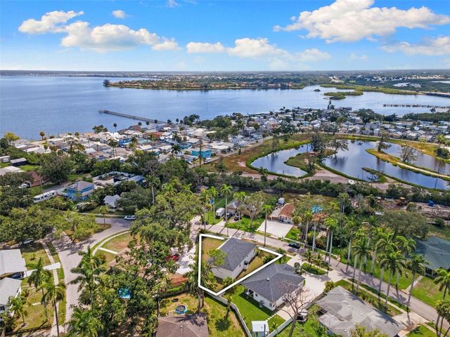 120 BROWN STREET, Bradenton, FL 34208
