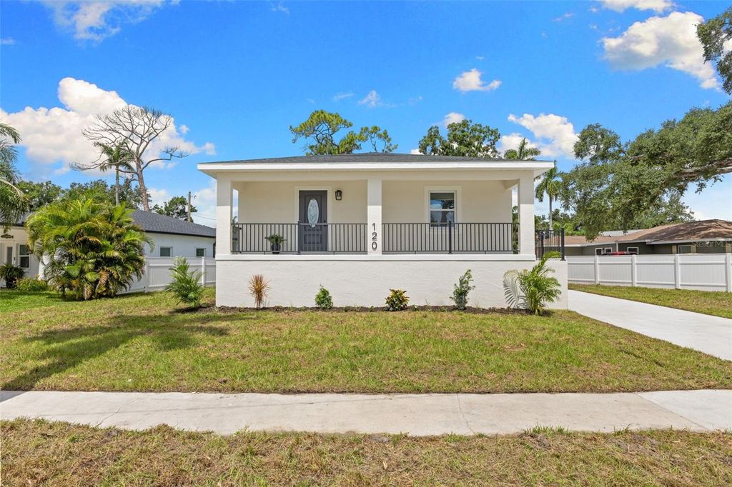 Image 3 of property listing at 120 BROWN STREET, Bradenton, FL 34208
