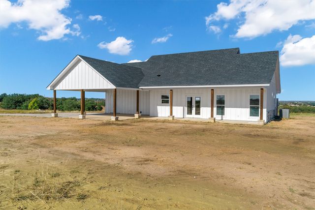 315 State Avenue, Stephenville, TX 76401
