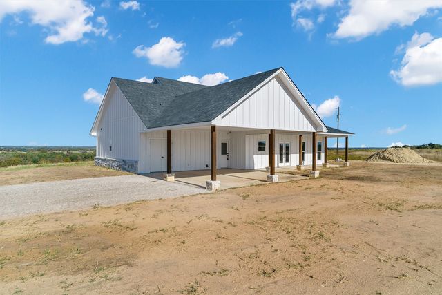 315 State Avenue, Stephenville, TX 76401