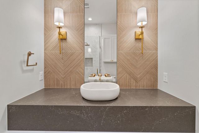 705 The Trails PKWY, Horseshoe Bay, TX 78657