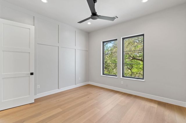 705 The Trails PKWY, Horseshoe Bay, TX 78657