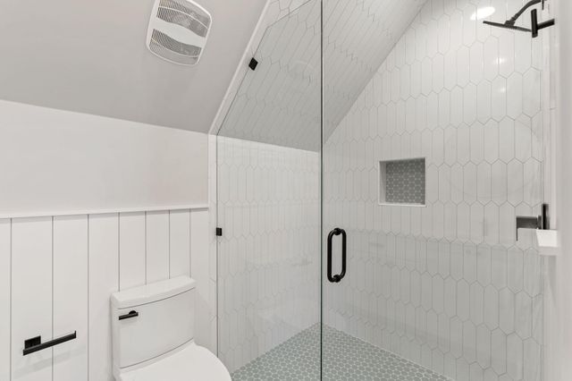 705 The Trails PKWY, Horseshoe Bay, TX 78657