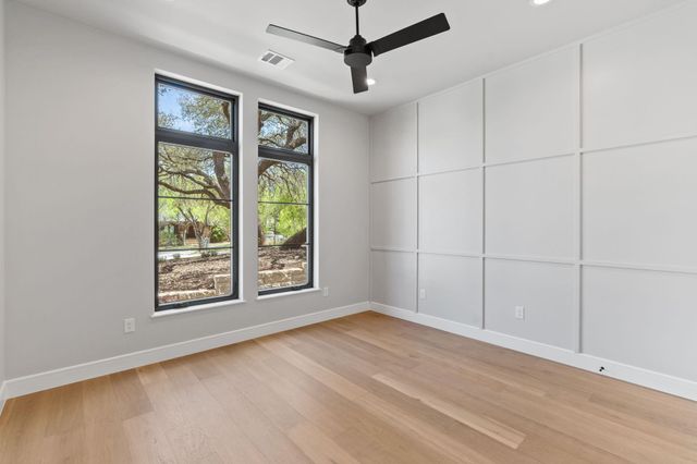 705 The Trails PKWY, Horseshoe Bay, TX 78657