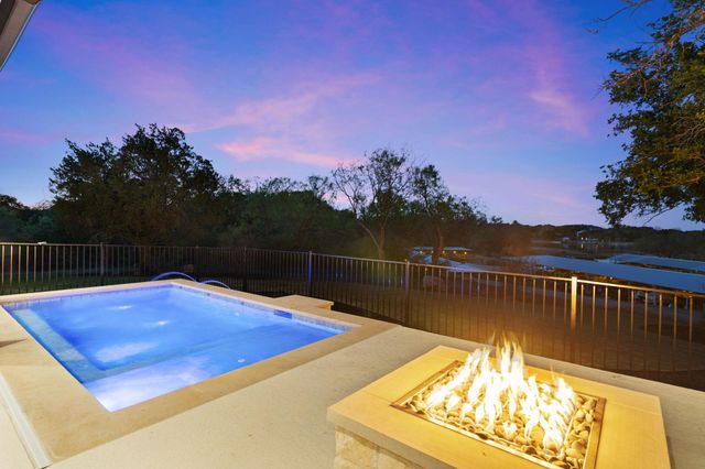 705 The Trails PKWY, Horseshoe Bay, TX 78657