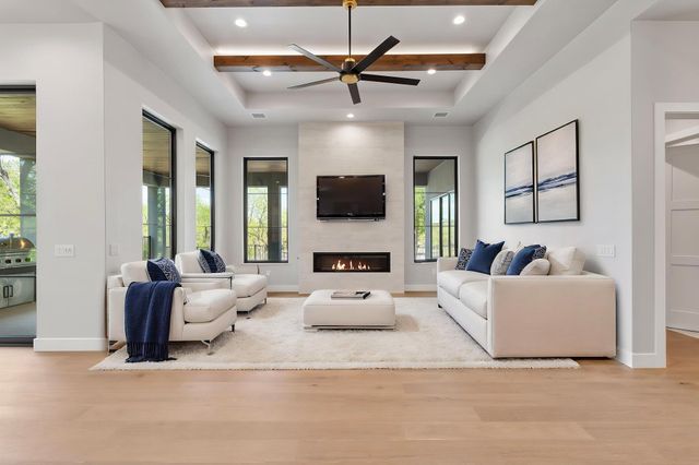 705 The Trails PKWY, Horseshoe Bay, TX 78657