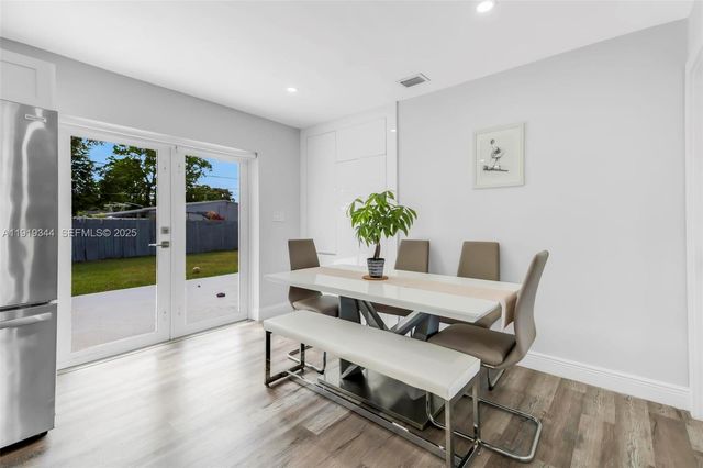 330 N 70th Ave, Hollywood, FL 33024