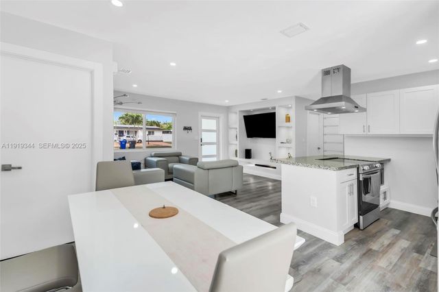 330 N 70th Ave, Hollywood, FL 33024