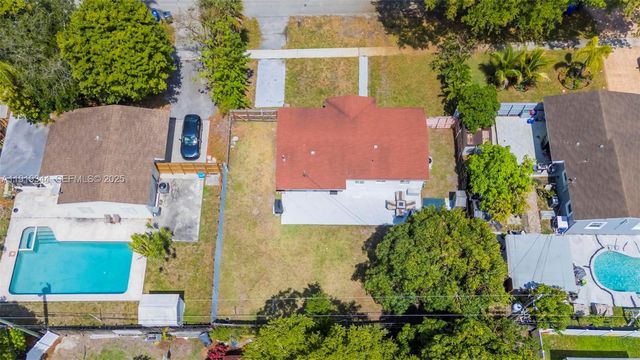 330 N 70th Ave, Hollywood, FL 33024