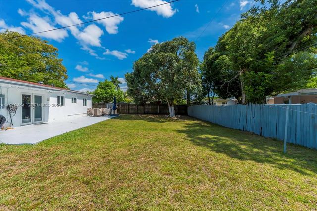 330 N 70th Ave, Hollywood, FL 33024