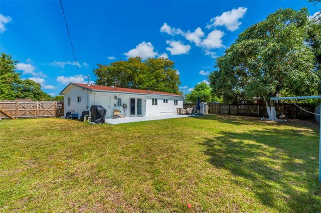 330 N 70th Ave, Hollywood, FL 33024