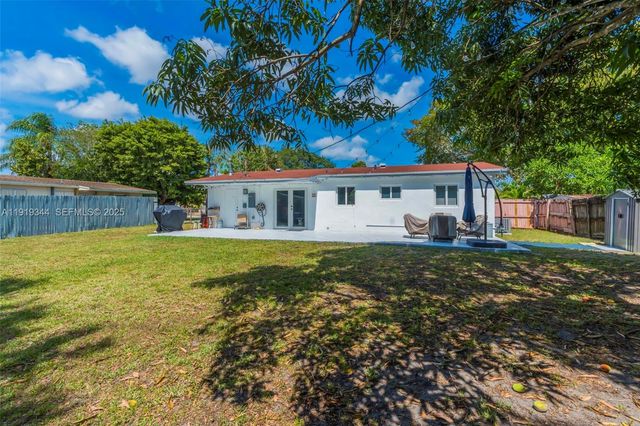 330 N 70th Ave, Hollywood, FL 33024