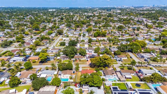 330 N 70th Ave, Hollywood, FL 33024