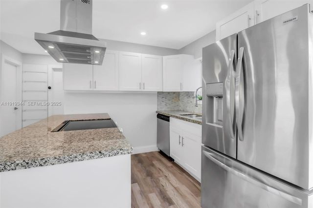 330 N 70th Ave, Hollywood, FL 33024