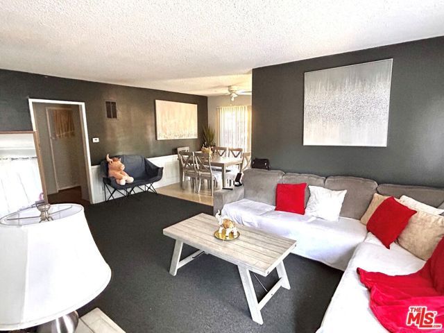 6214 S Victoria Avenue, Los Angeles, CA 90043