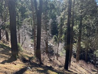 0 Sunderland Court, Lake Arrowhead, CA 92352
