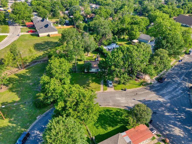 3825 Belmont Drive, Waco, TX 76711