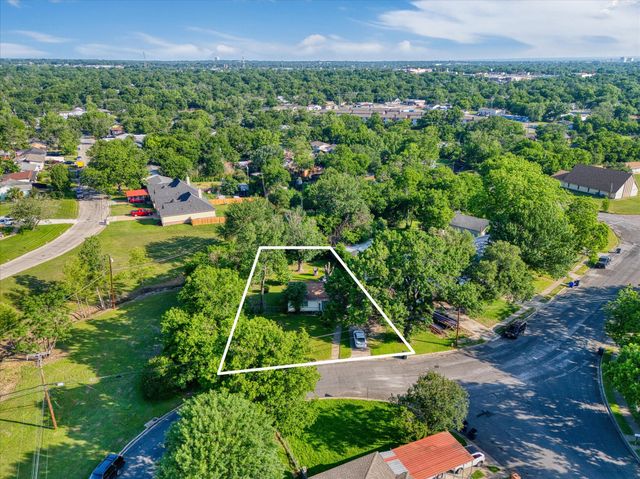 3825 Belmont Drive, Waco, TX 76711