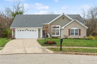 635 Breckenridge Way, Beavercreek, OH 45430