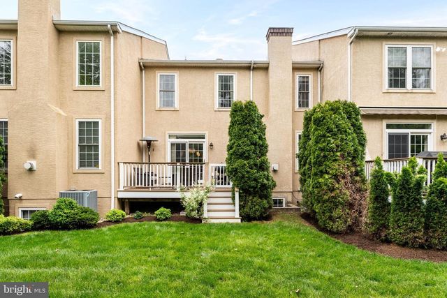 134 CARRIAGE CT, Plymouth Meeting, PA 19462