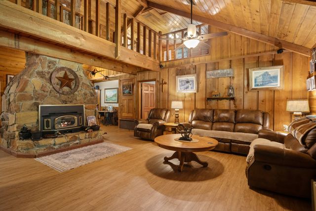 11995 FM 557, Pittsburg, TX 75686