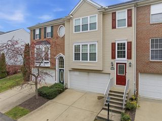 10534 Cherry Grove Ct, Mccandless, PA 15090