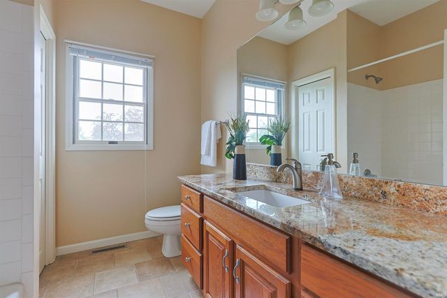 15246 Longford Drive, Granger, IN 46530
