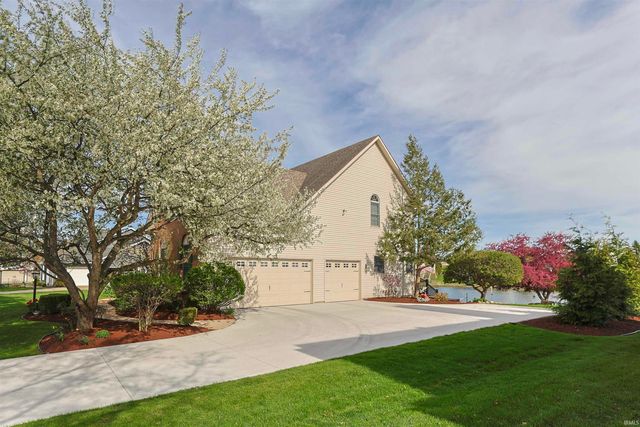 15246 Longford Drive, Granger, IN 46530
