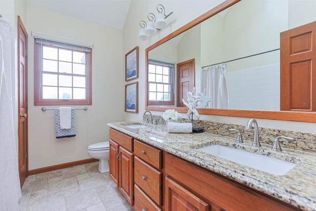 15246 Longford Drive, Granger, IN 46530