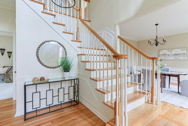 15246 Longford Drive, Granger, IN 46530