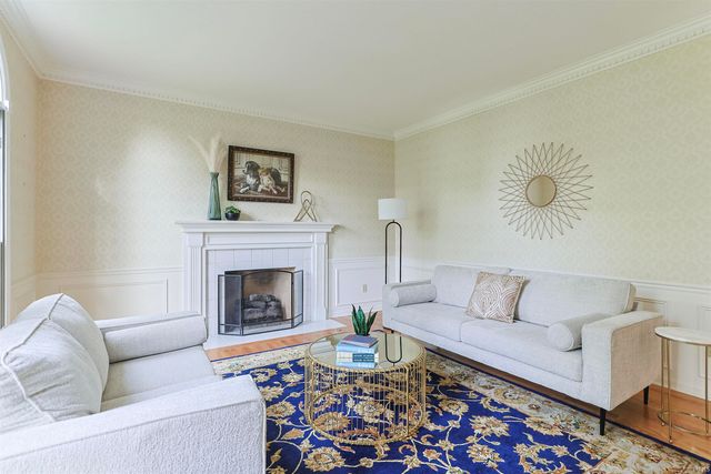 15246 Longford Drive, Granger, IN 46530