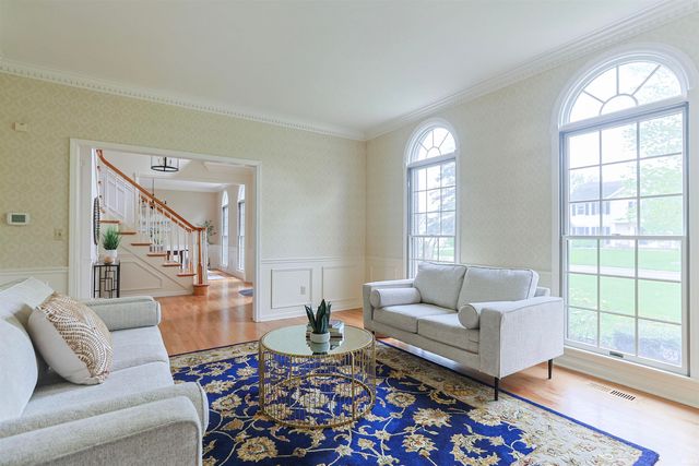 15246 Longford Drive, Granger, IN 46530