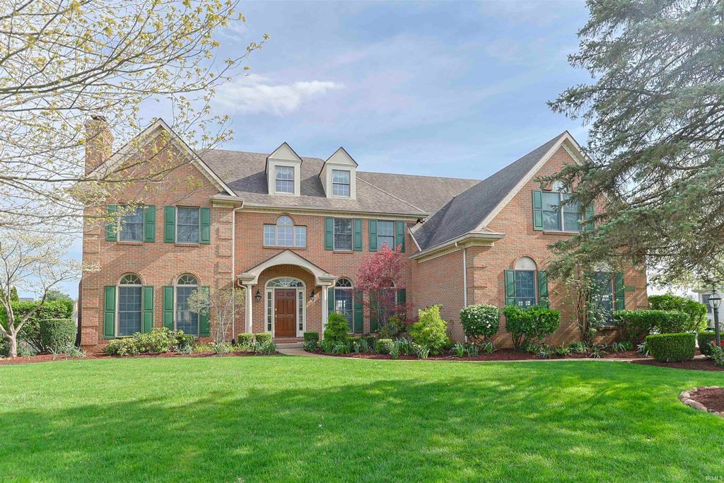 15246 Longford Drive, Granger, IN 46530
