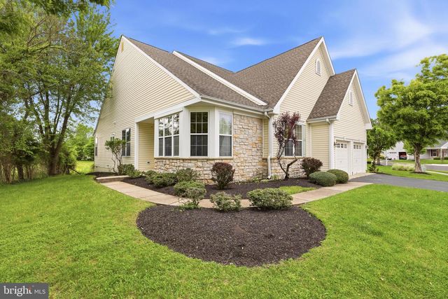 5 HIBISCUS DR, Marlton, NJ 08053