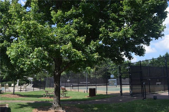 1442 GLENOVER Circle, Marietta, GA 30062