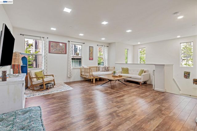 223 William Manly 1, San Jose, CA 95136