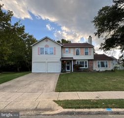 124 ANTHONY DR, Burlington, NJ 08016